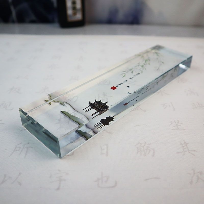Glass Paperweight Traditional  - Book Weight Glass recension och pris